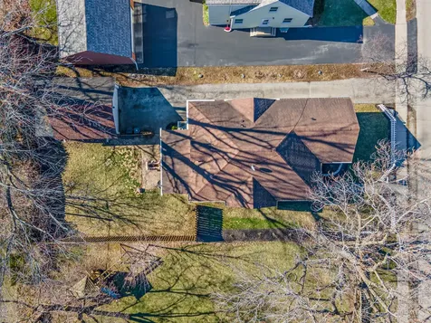 381 Douglas Avenue Crystal Lake IL 60014