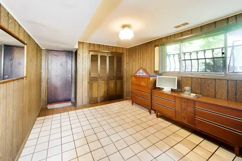 26339 South Woodlawn Avenue Crete IL 60417