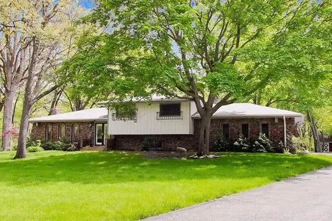 26339 South Woodlawn Avenue Crete IL 60417