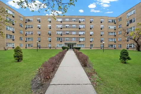 6161 North Hoyne Avenue Chicago IL 60659
