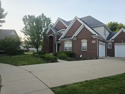 26513 Silverleaf Drive Plainfield IL 60585
