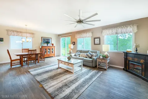 1902 Doolin Avenue Mchenry IL 60050