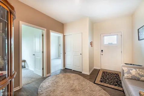 1902 Doolin Avenue Mchenry IL 60050