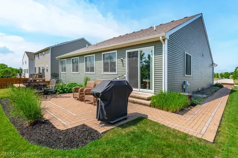 1902 Doolin Avenue Mchenry IL 60050