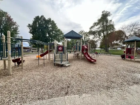 1902 Doolin Avenue Mchenry IL 60050