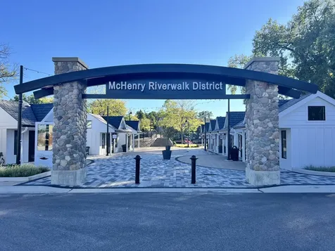 1902 Doolin Avenue Mchenry IL 60050