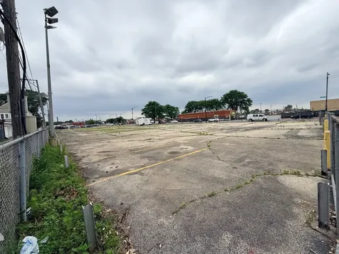 2849-3139 West 51st Street Chicago IL 60632