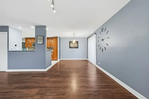 15348 Meadow Court Oak Forest IL 60452
