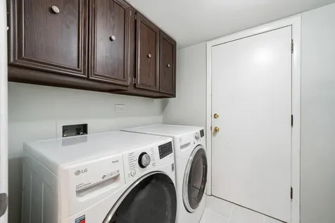15348 Meadow Court Oak Forest IL 60452