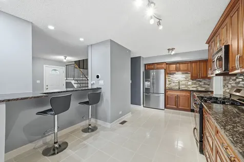 15348 Meadow Court Oak Forest IL 60452