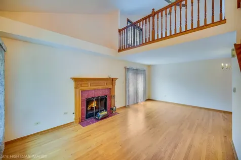 7940 West Tiffany Court Palos Hills IL 60465