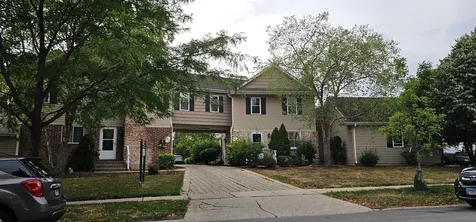 833 Village Quarter Road West Dundee IL 60118