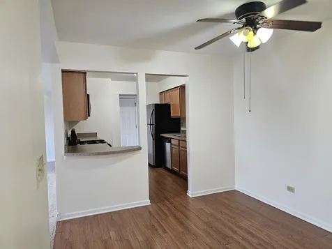 833 Village Quarter Road West Dundee IL 60118