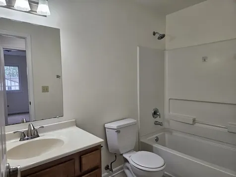 833 Village Quarter Road West Dundee IL 60118