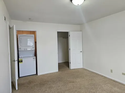 833 Village Quarter Road West Dundee IL 60118