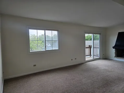 833 Village Quarter Road West Dundee IL 60118