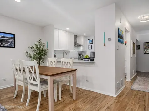 492 West Belmont Avenue Chicago IL 60657