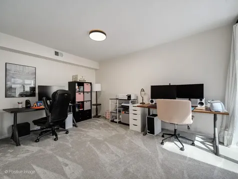 492 West Belmont Avenue Chicago IL 60657