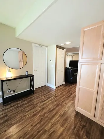 1294 Downing Street Roselle IL 60172