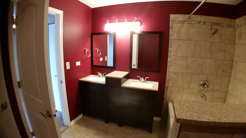 118 West 67th Street Westmont IL 60559