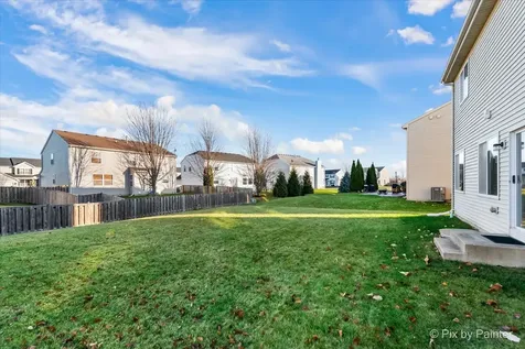 1065 Port Royal Road Pingree Grove IL 60140
