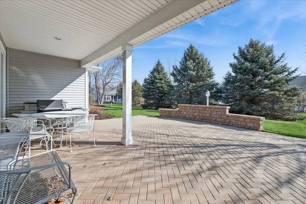 12224 Arlington Drive Huntley IL 60142