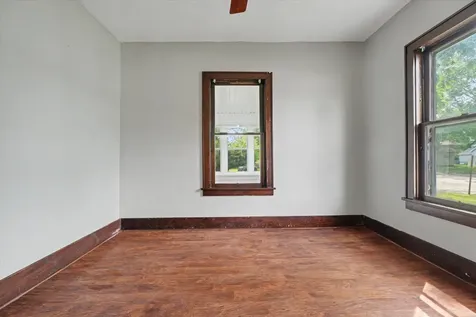 359 West State Street Paxton IL 60957