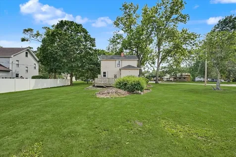 359 West State Street Paxton IL 60957
