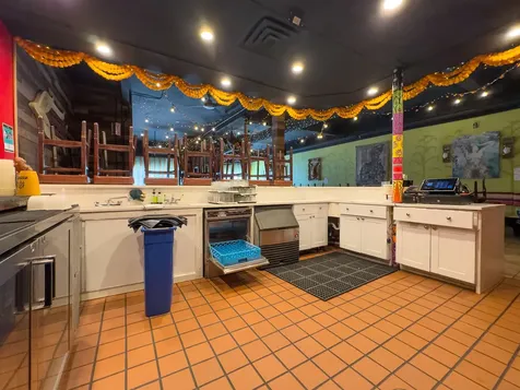 1813 Dempster Street Evanston IL 60201