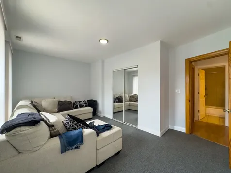 1813 Dempster Street Evanston IL 60201