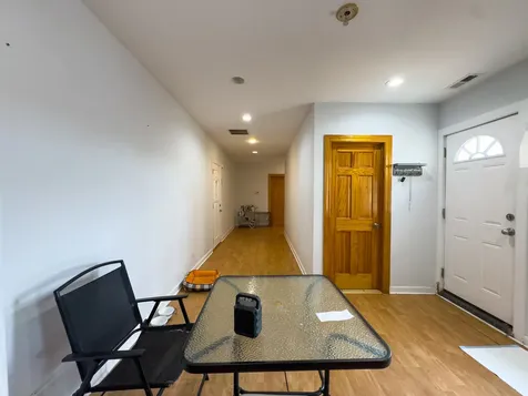 1813 Dempster Street Evanston IL 60201