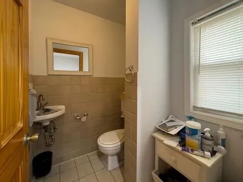 1813 Dempster Street Evanston IL 60201