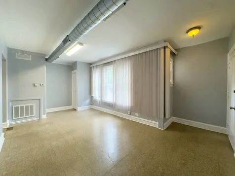 1813 Dempster Street Evanston IL 60201