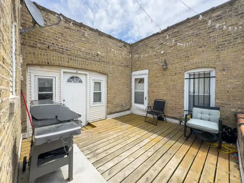 1813 Dempster Street Evanston IL 60201