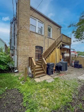 1813 Dempster Street Evanston IL 60201