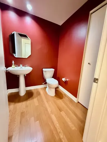 130 North Garland Court Chicago IL 60602