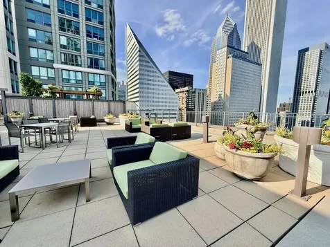 130 North Garland Court Chicago IL 60602