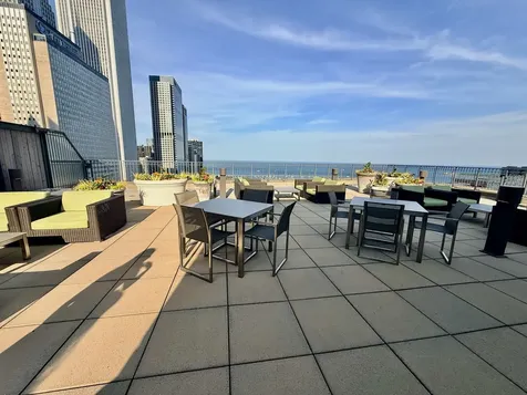 130 North Garland Court Chicago IL 60602