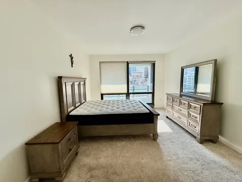 130 North Garland Court Chicago IL 60602