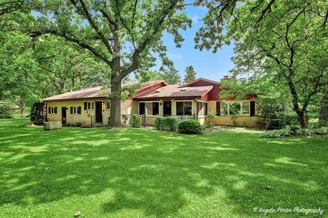4121 Miller Oaks Drive Mchenry IL 60051