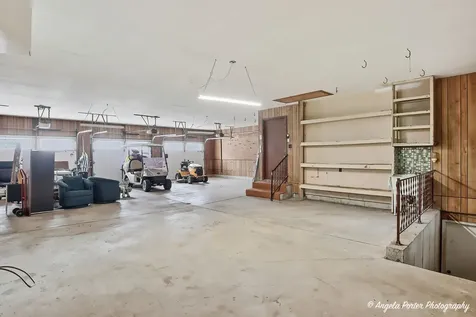 4121 Miller Oaks Drive Mchenry IL 60051