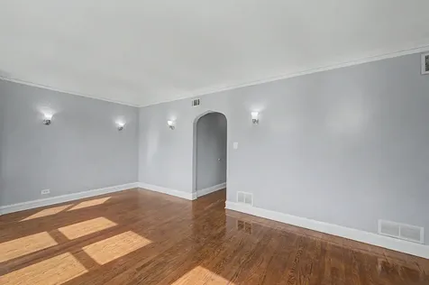 10724 South Avenue C Chicago IL 60617