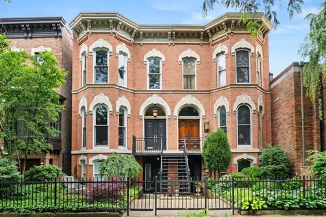 2124 North Sedgwick Street Chicago IL 60614