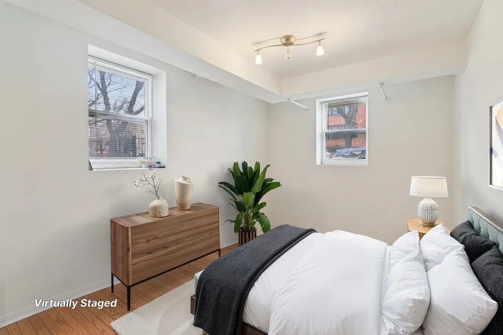 5325 North Francisco Avenue Chicago IL 60625
