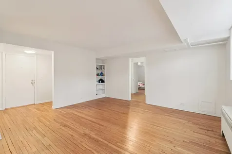 5325 North Francisco Avenue Chicago IL 60625