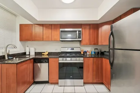 5325 North Francisco Avenue Chicago IL 60625