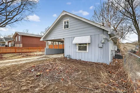 2929 Sewell Street Rockford IL 61109
