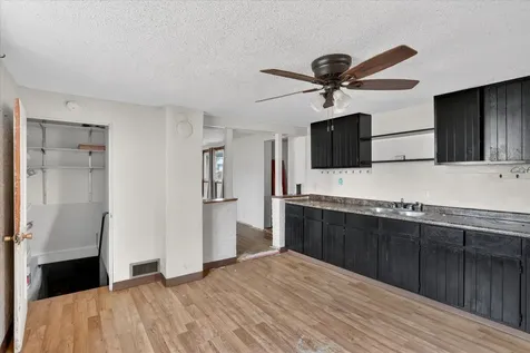 2929 Sewell Street Rockford IL 61109
