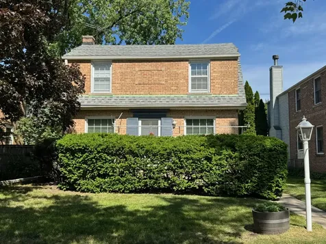 8217 Laramie Avenue Skokie IL 60077