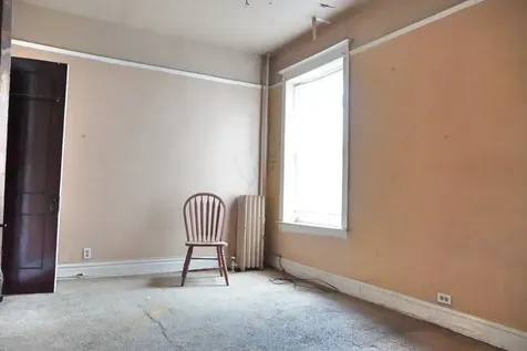 7321 South Stewart Avenue Chicago IL 60621